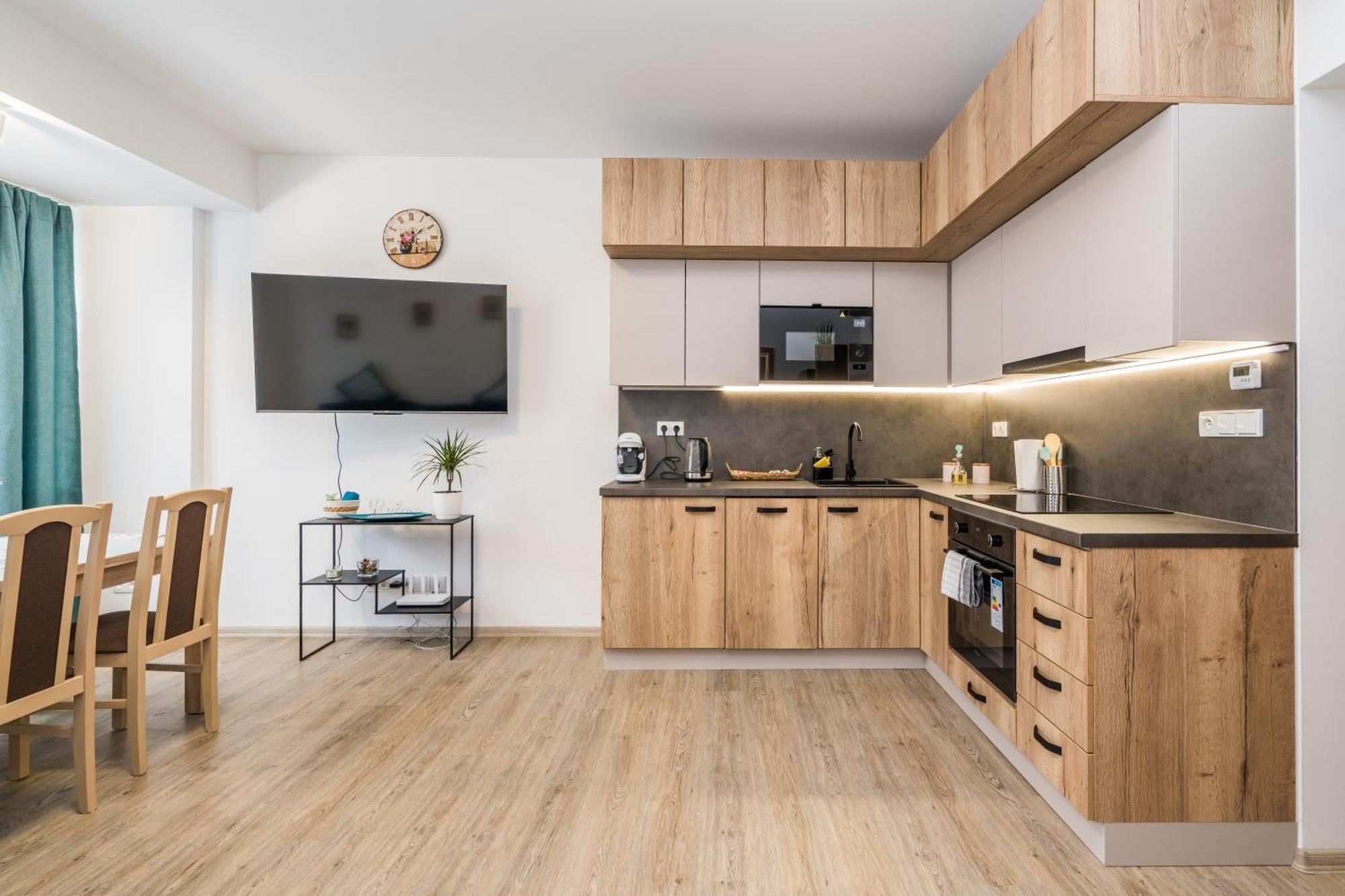 Perla Hradce 202 Appartement Hradec Králové Buitenkant foto