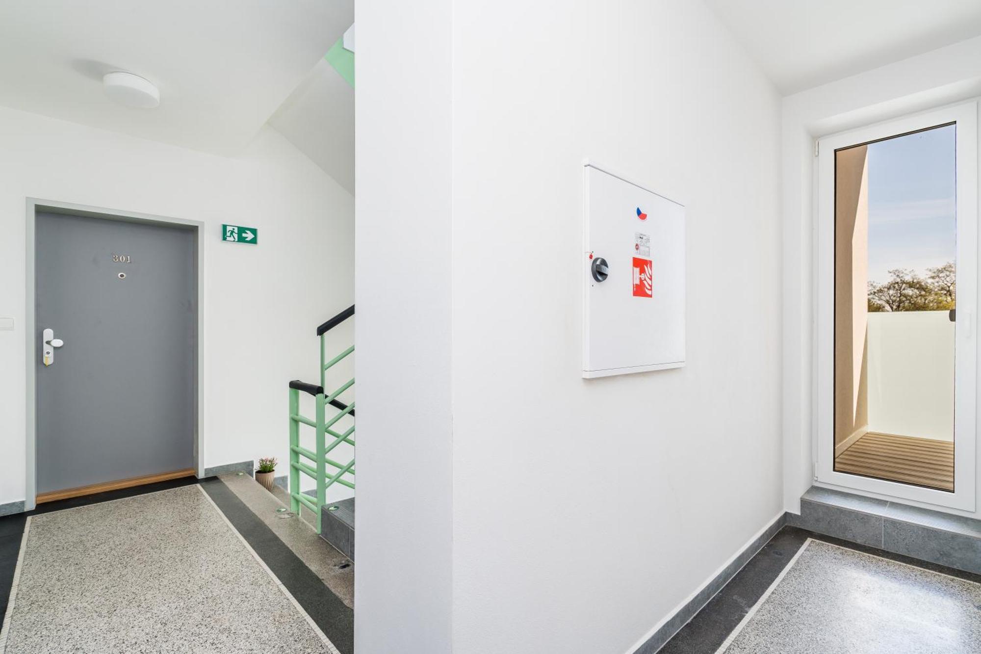 Perla Hradce 202 Appartement Hradec Králové Buitenkant foto